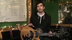 The Dusk Tiger: Gibson's Robotic Guitar