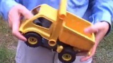 Zrecs - "Sprig Dump Truck"
